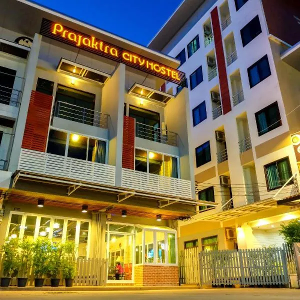 Prajaktra City Hostel, hotel in Udon Thani