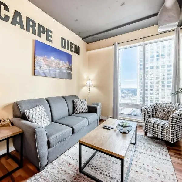 2 Full Beds, Rogers Place Downtown Central, Memorable 1 Bedroom Condo: Edmonton şehrinde bir otel