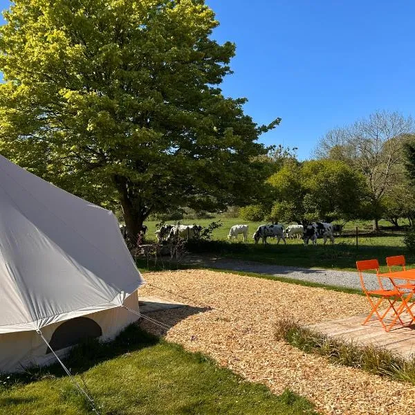 Glamping Les Arpents Verts, hotell i Yvoir