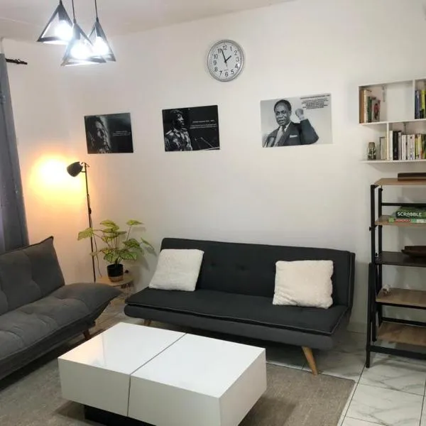 Studio 1 chambre, hotel v Port-Gentil