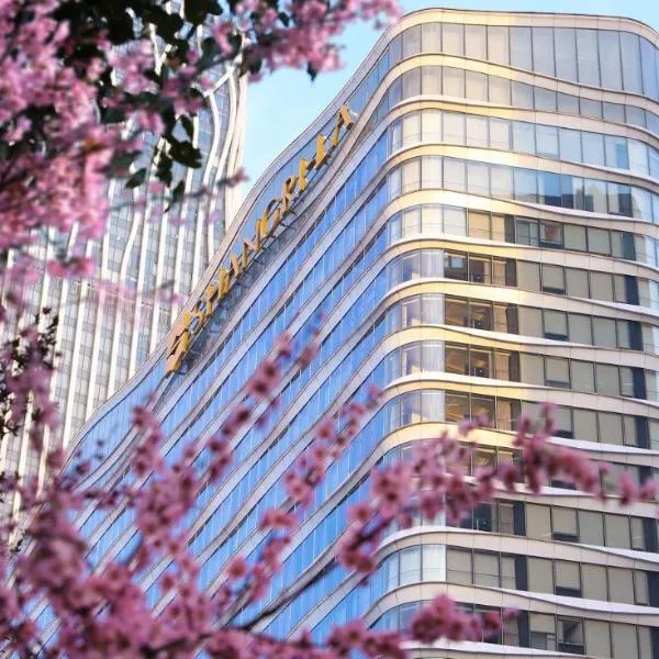 Shangri-La Qiantan, Shanghai, hotel en Shanghái