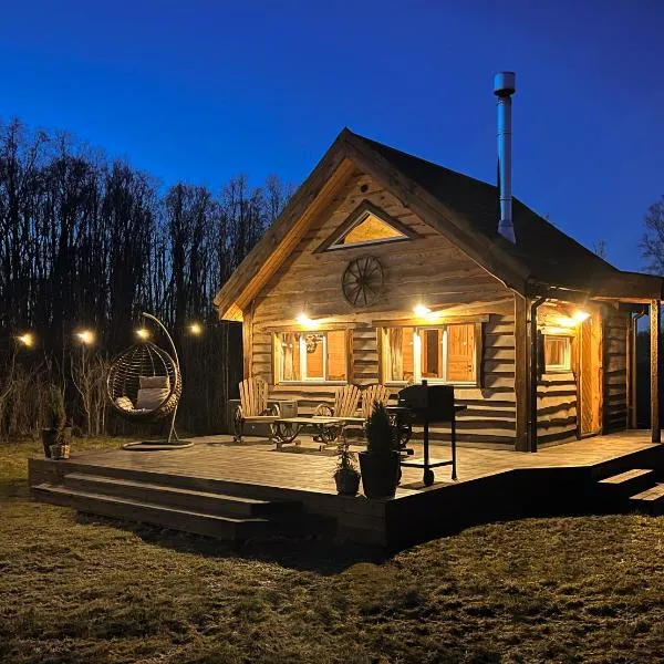 Hobu House - a Cozy, Private Cabin by the Forest near Haapsalu, hotel en Haapsalu