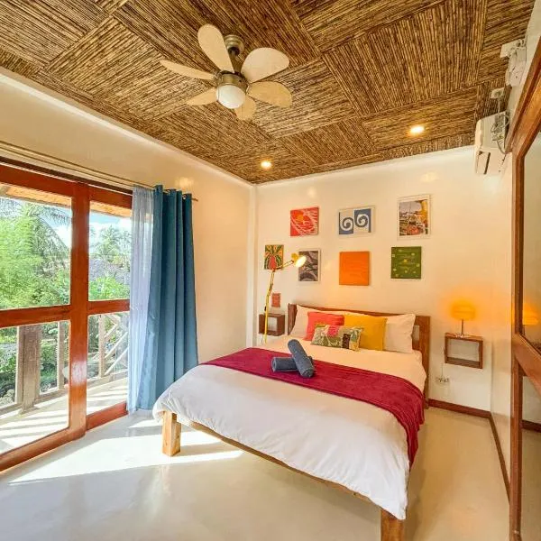 Copacabana Siargao Boutique Hotel & Artcafé, hótel í General Luna