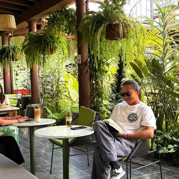 Tropicana La Catedral, hotel em Antigua Guatemala