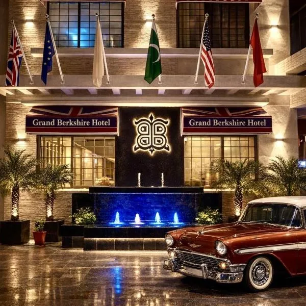 Viesnīca Grand Berkshire Signature Hotel operated by Berkshire Hotels & Resorts UK pilsētā Islāmābāda