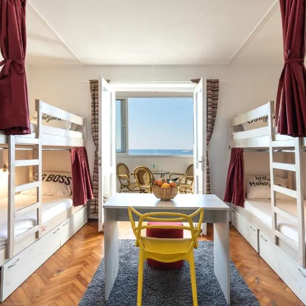 Hostel Casa La Cha: Novalja şehrinde bir otel