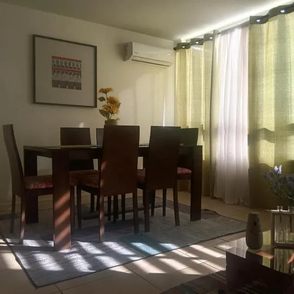 A pasos de Ruta Cinco y Universidad, hotel a Talca