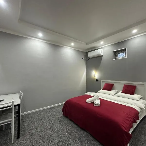 Bishkek में, होटल Evergarden Hotel