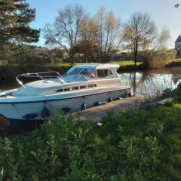 Horizon Vilaine, Logement insolite, Bateau à quai, khách sạn ở Guipry-Messac