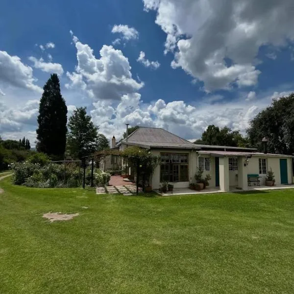 Country Barns Guest house، فندق في Wakkerstroom