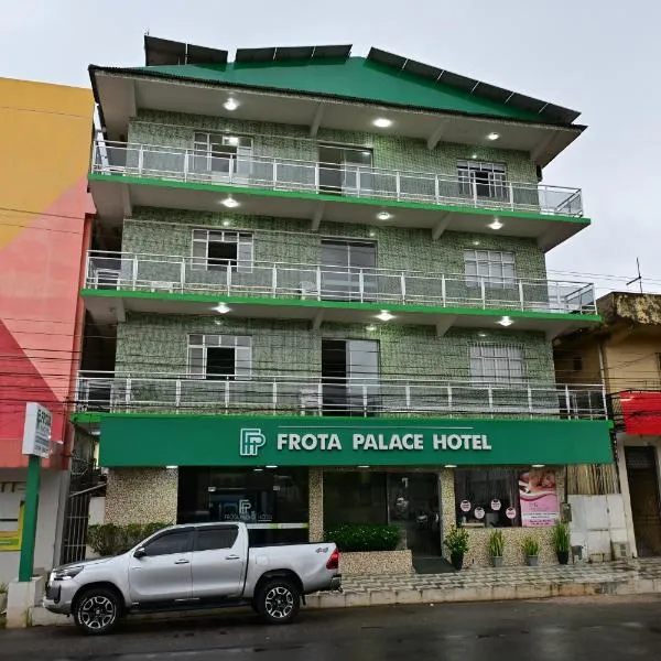 Frota Palace Hotel, מלון במקאפה