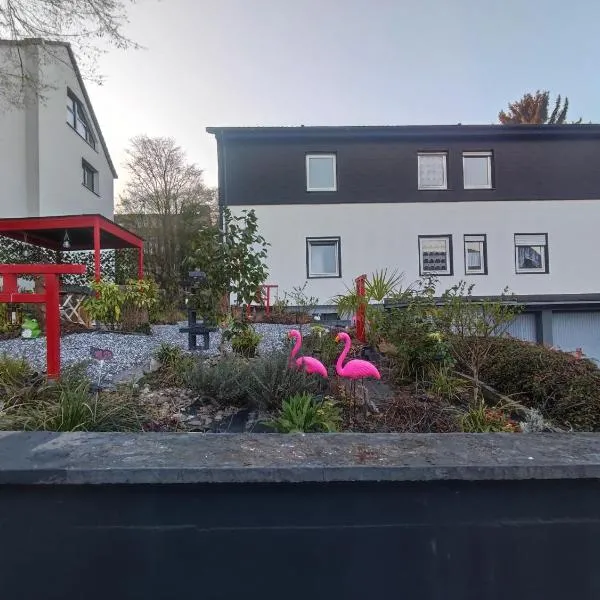 Uni nähe Unterkunft mit Garten, Hotel in Bochum