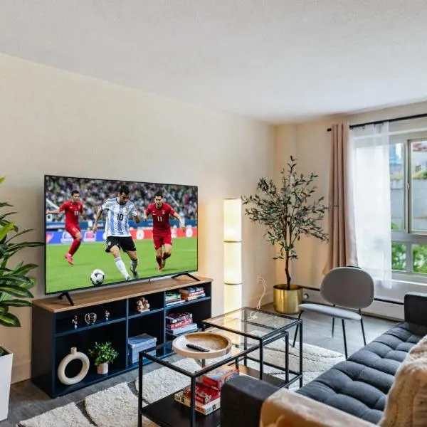 2 BR next to Convention Center in downtown Seattle, Great for World Cup Attendees!, готель у місті Сіетл