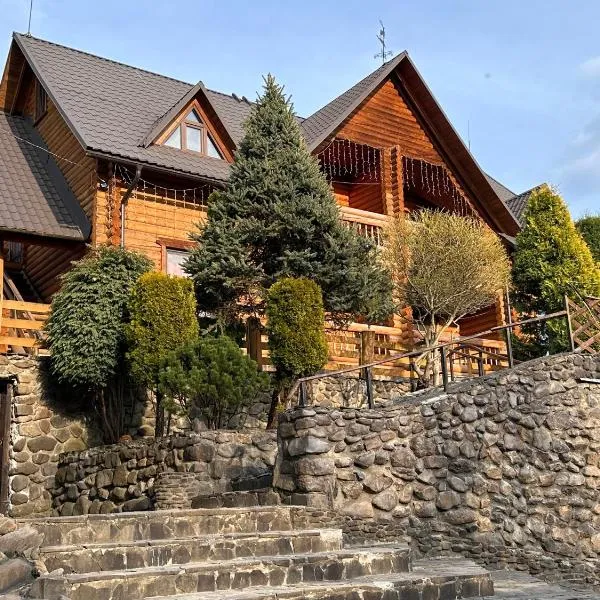 Приватна садиба Дикий Мед, Hotel in Ploskoye