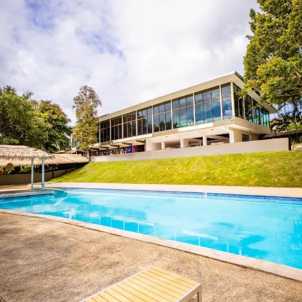 Hotel Vista Alegre, хотел в Barranquitas
