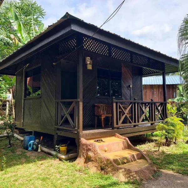 Nazri's Place 2، فندق في جزيرة تيومان