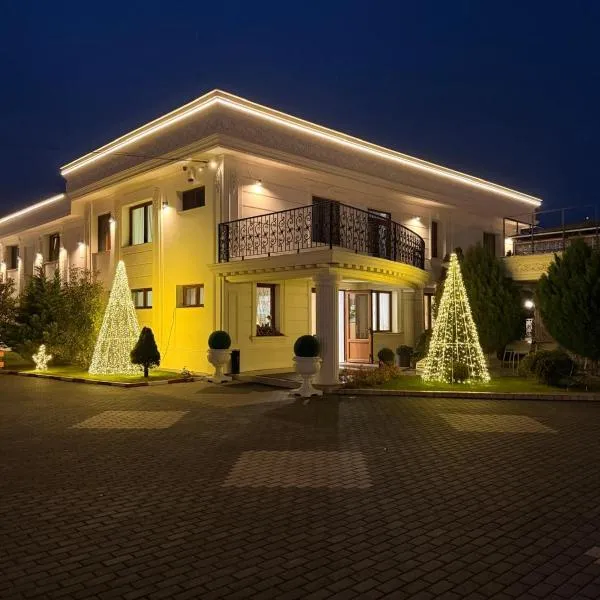 Bonavilla Complex, hotell i Aleşd