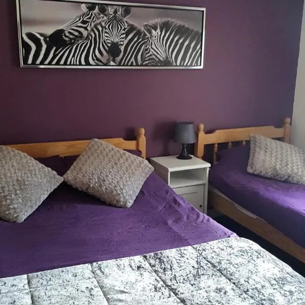 Hathway House Accommodation, hotel a Redhill