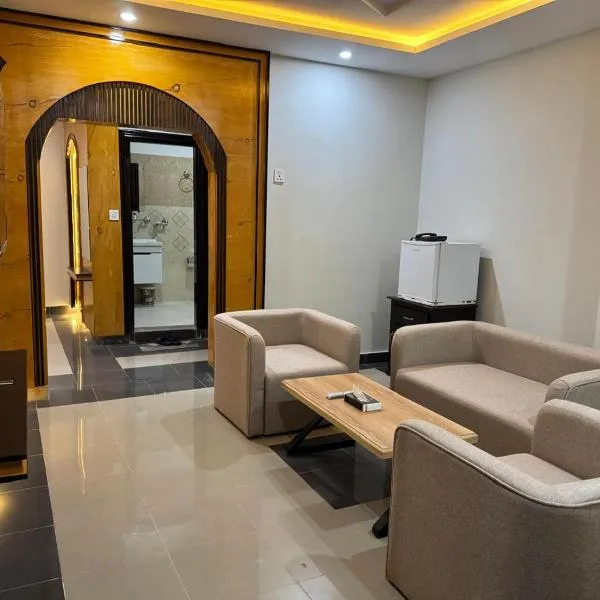 Peaceful Stay In Peshawar, hótel í Peshawar