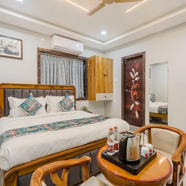 Hotel Prestige Grand, Manikonda, hotel v destinácii Haidar Sāhibgūda