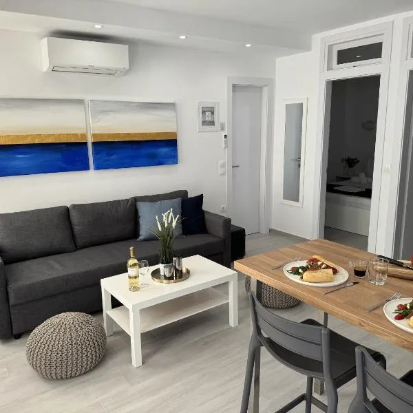 Central Suites Aegina 3, готель у місті Егіна