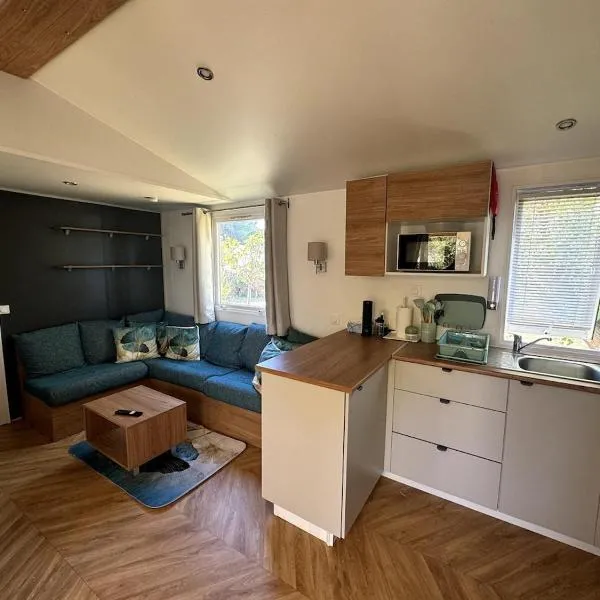 Bungalow 413 Camping Lac des Reves, Wi-Fi, proche Fun Zone, ξενοδοχείο σε Lattes