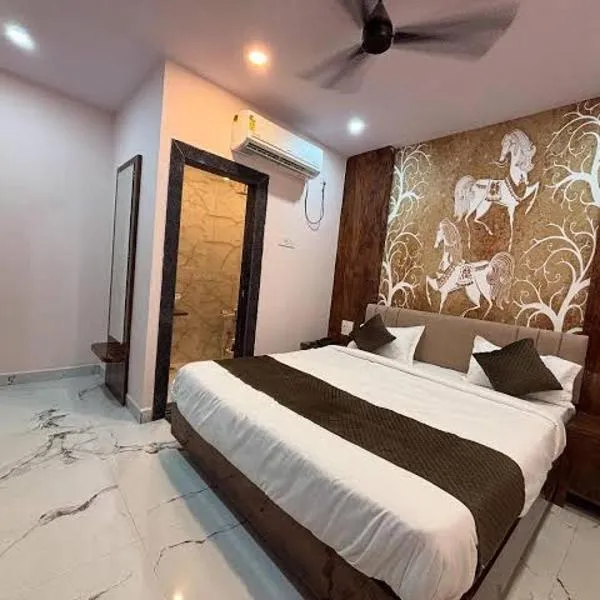 hotel kargil inn, khách sạn ở Satna
