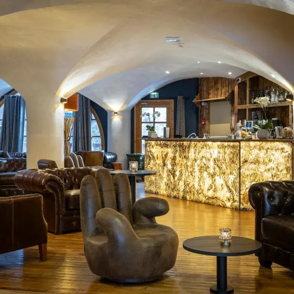 Viesnīca Hôtel Les Suites du Montana by Les Etincelles pilsētā Tiņa