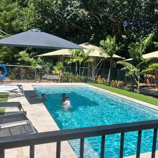 Magnetic Glamping, Hotel in Nelly Bay