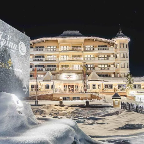 Traumhotel Alpina - 4 Sterne Superior Luxushotel-direkt bei der Gondelbahn, hotel di Gerlos