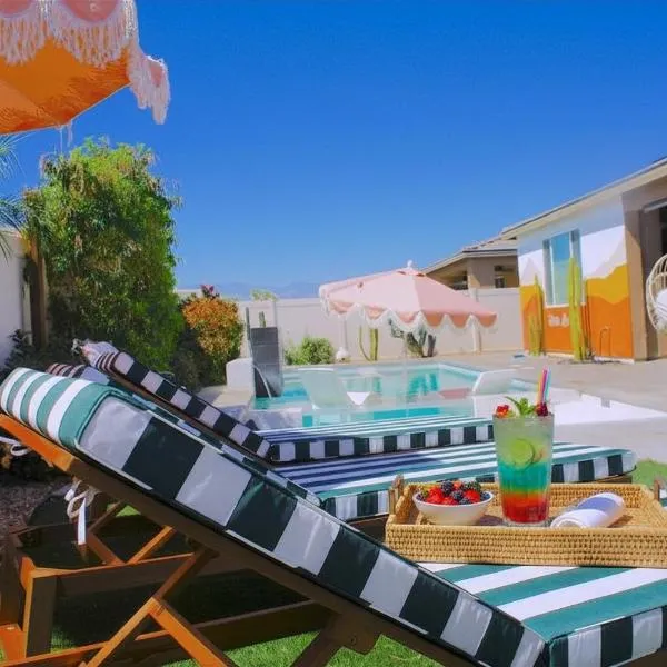 5Br3B Pool, 2mi to Fstvals, EV Chrgr, Gym, Games, hôtel à Indio