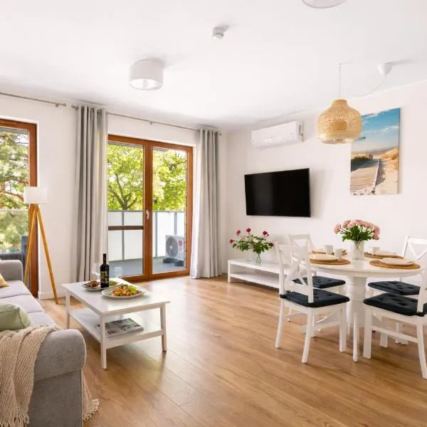 Apartamenty Nautikka Park by HoliApart: Krynica Morska şehrinde bir otel