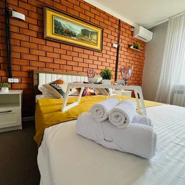 Halqyma Hotel, hotel a Oral