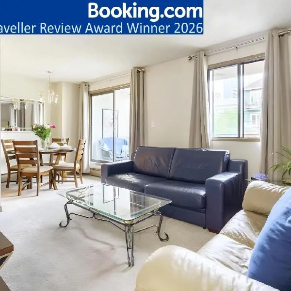 Entire condo downtown, walk to BMO & Stampede, secure parking, 1,5 hrs to Banff、カルガリーのホテル