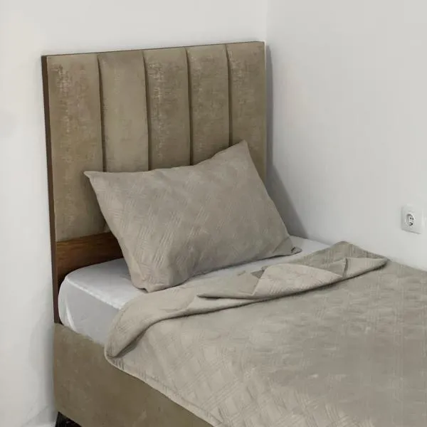 Hotel grosvenor, hotel en El Eulma