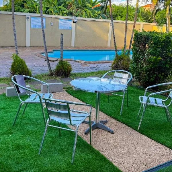 The Aviators Villa – hotel w mieście Flic-en-Flac
