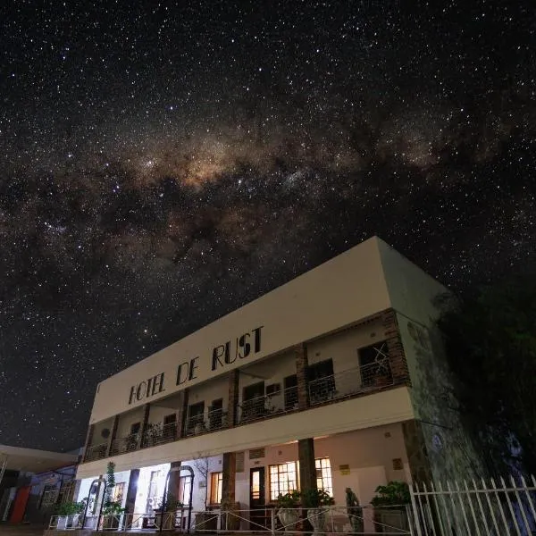 Hotel De Rust, hotel u gradu De Rust