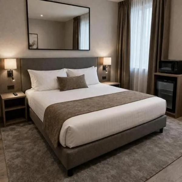 Hôtel Le Castanea, hotel sa Roannes-Saint-Mary