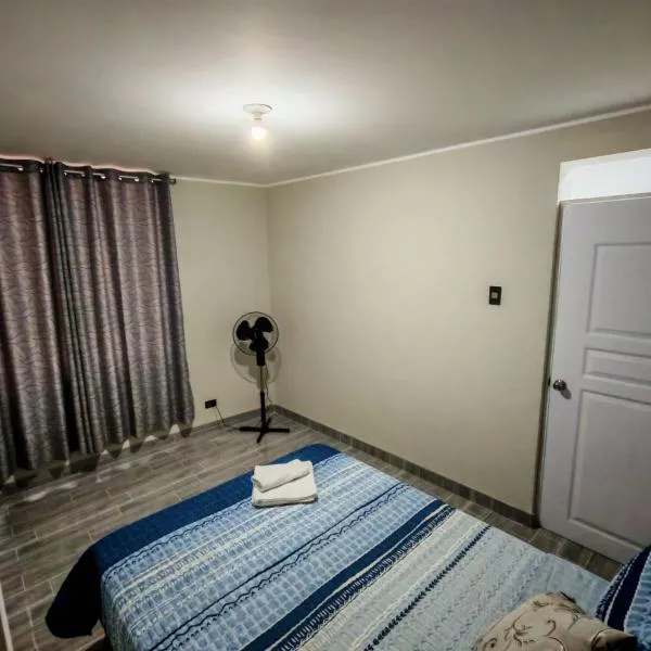 Family Accommodation - Includes taxi from the airport to the apartment, hotel en Lima