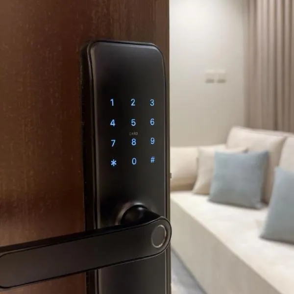 شقة قيتار غرفة وصالة فاخرة, hotel u gradu Burajdah