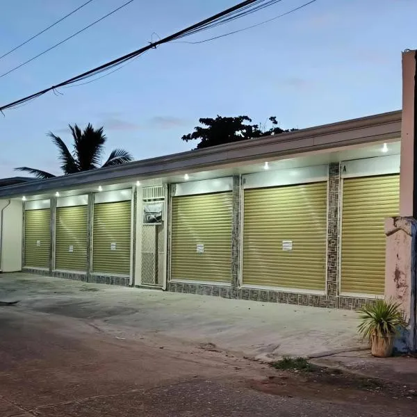 Beach House in Belison, Antique up to 8 with AC, Wi-Fi, Kitchen Fully Furnished, hotel en Belison