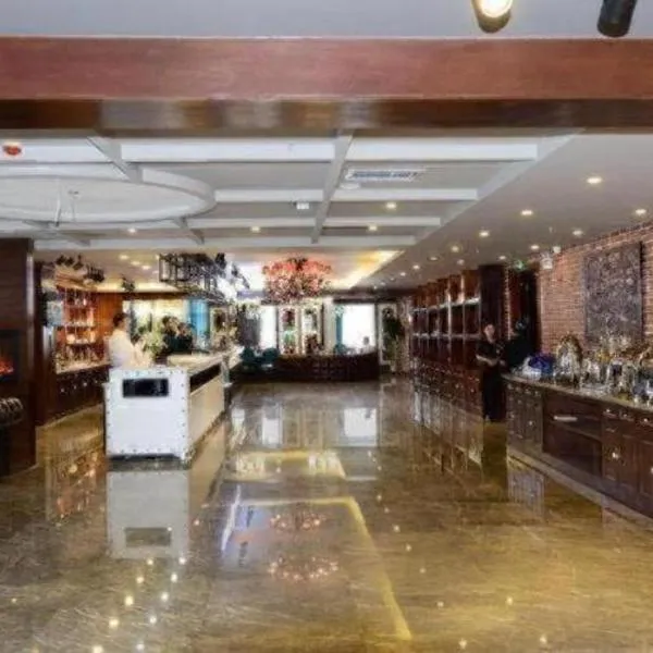 James Joyce Coffetel Golmud Huaxing Plaza Branch: Golmud şehrinde bir otel