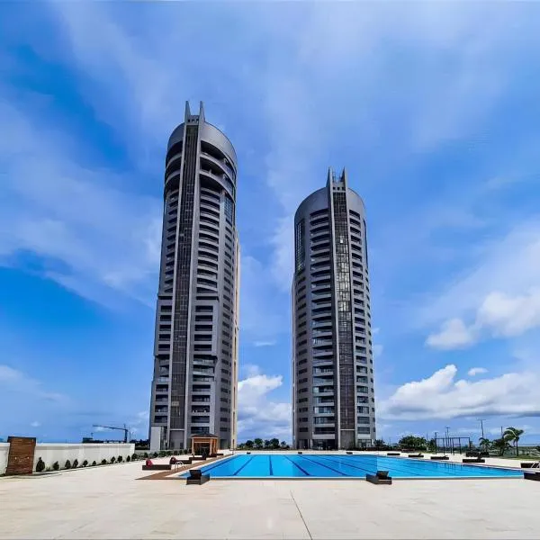 2 & 3 Bedrooms in Eko Pearl Towers, khách sạn ở Lagos