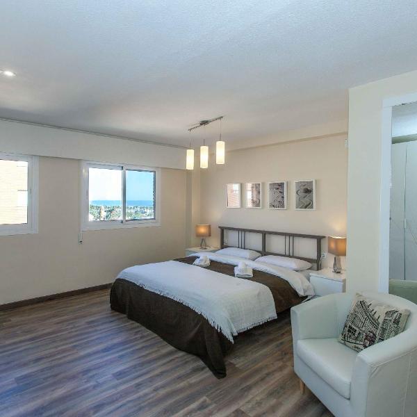 Apartment Malvarrosa Beach Cavite, Valencia