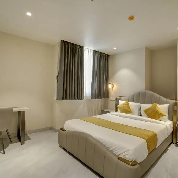StayBird Capital- Business Hotel, Magarpatta City, hotel en Pune