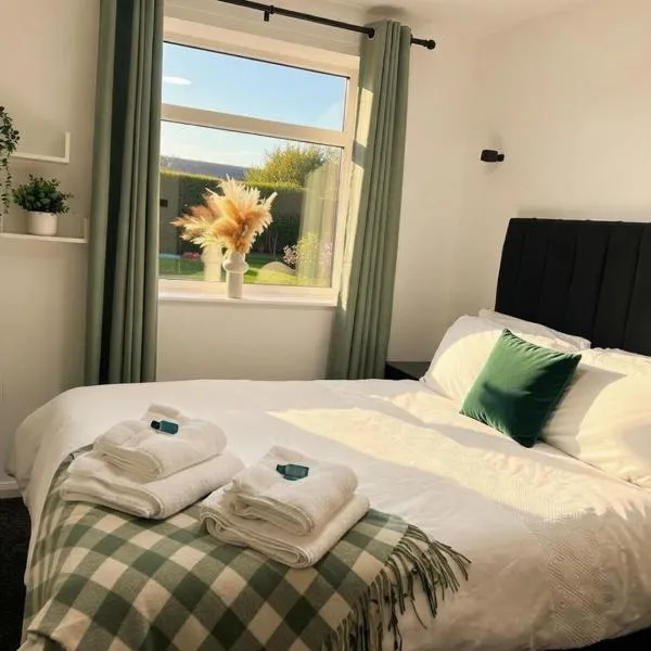 Double Room in St Michael's Inn near Leeds Airport, hotel di Rawdon