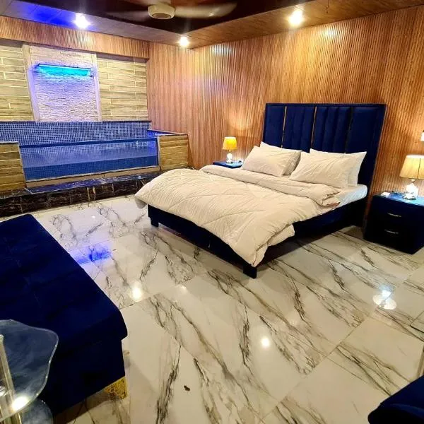 Hotel Five Rivers - 2 Min to Allama Iqbal International Airport, Lahore, hotel i Lahore