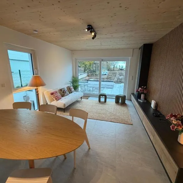 NEW - Mullerthal Basecamp - Sleeps 6, Hotel in Befort