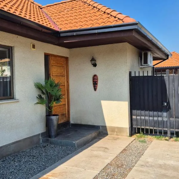 Casa Residencial I Las Rastras San Valentín - RENTCOVAC - Factura Inmediata, hotel a Talca