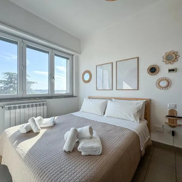 Fly & Chill Ciampino Airport, hotel i Ciampino